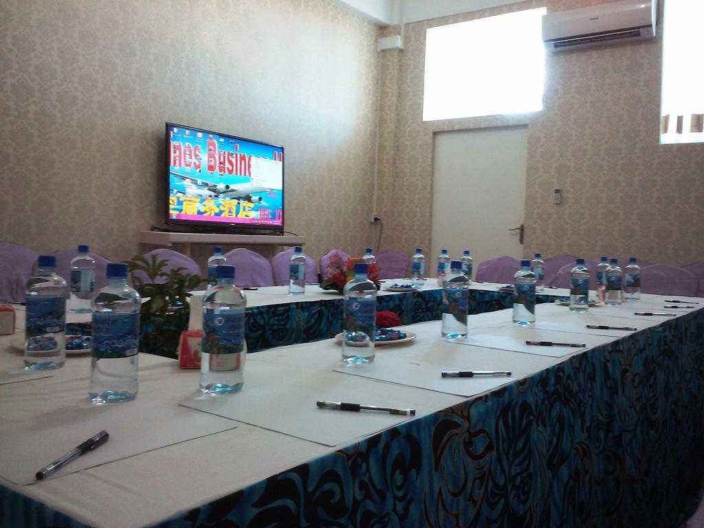Airlines Business Hotel Πορτ Βίλα Εξωτερικό φωτογραφία