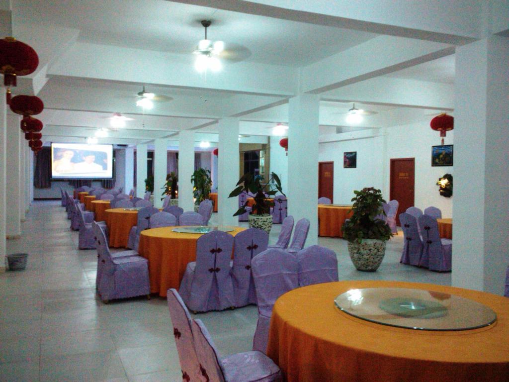 Airlines Business Hotel Πορτ Βίλα Εξωτερικό φωτογραφία