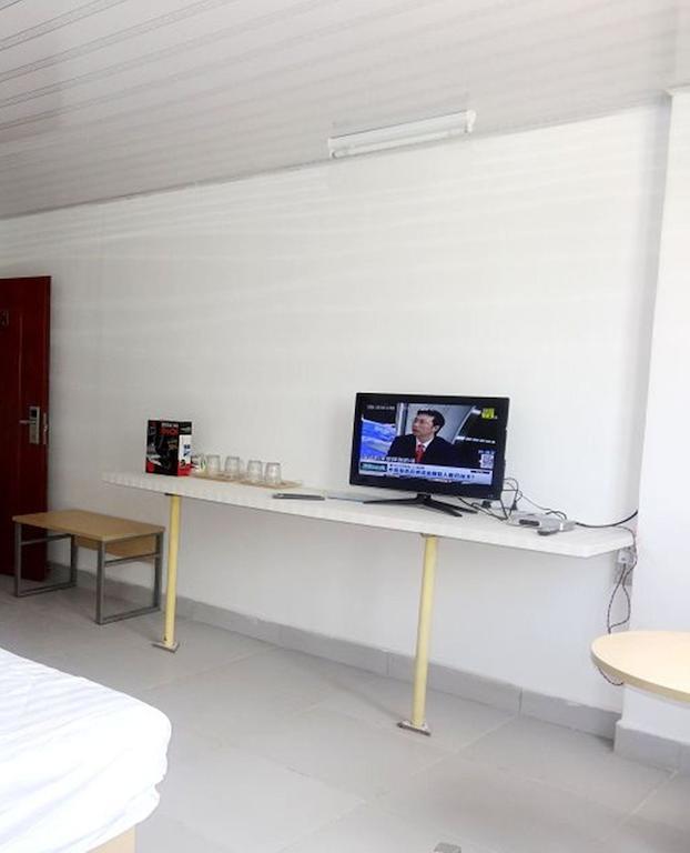 Airlines Business Hotel Πορτ Βίλα Δωμάτιο φωτογραφία