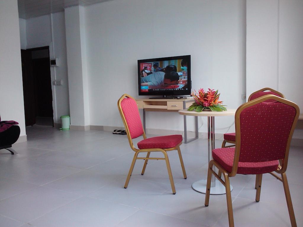 Airlines Business Hotel Πορτ Βίλα Δωμάτιο φωτογραφία